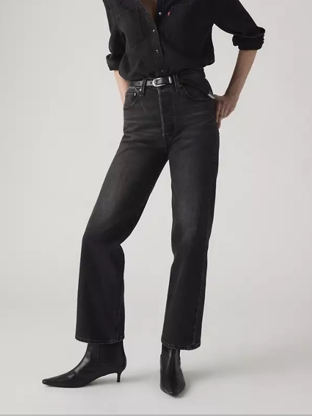 Levi’s Ribcage Straight Ankle Denim in Black
